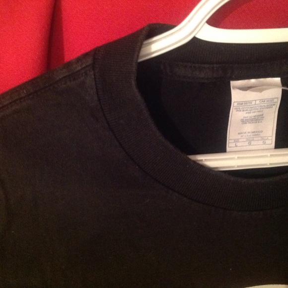 - Sault Ste Marie Grey hounds tshirt - Picture 2 of 3